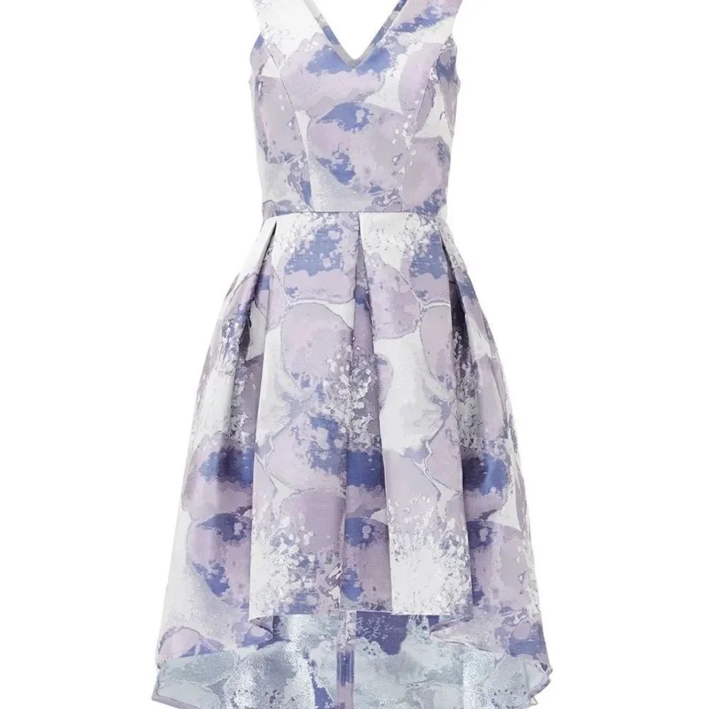 Slate and Willow Purple and silver Gabi cocktail dress size 8